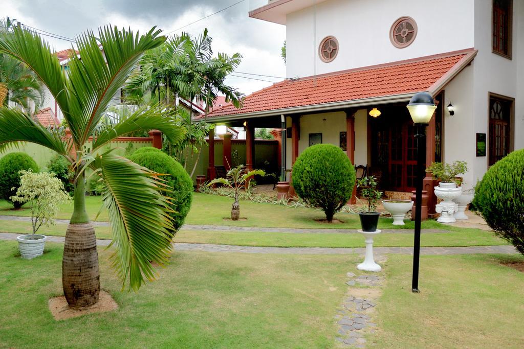 The Norfolk Heritage Airport Villa Katunayaka Zimmer foto